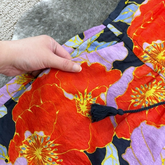 LOFT Petites Floral Romper - Picture 5 of 12
